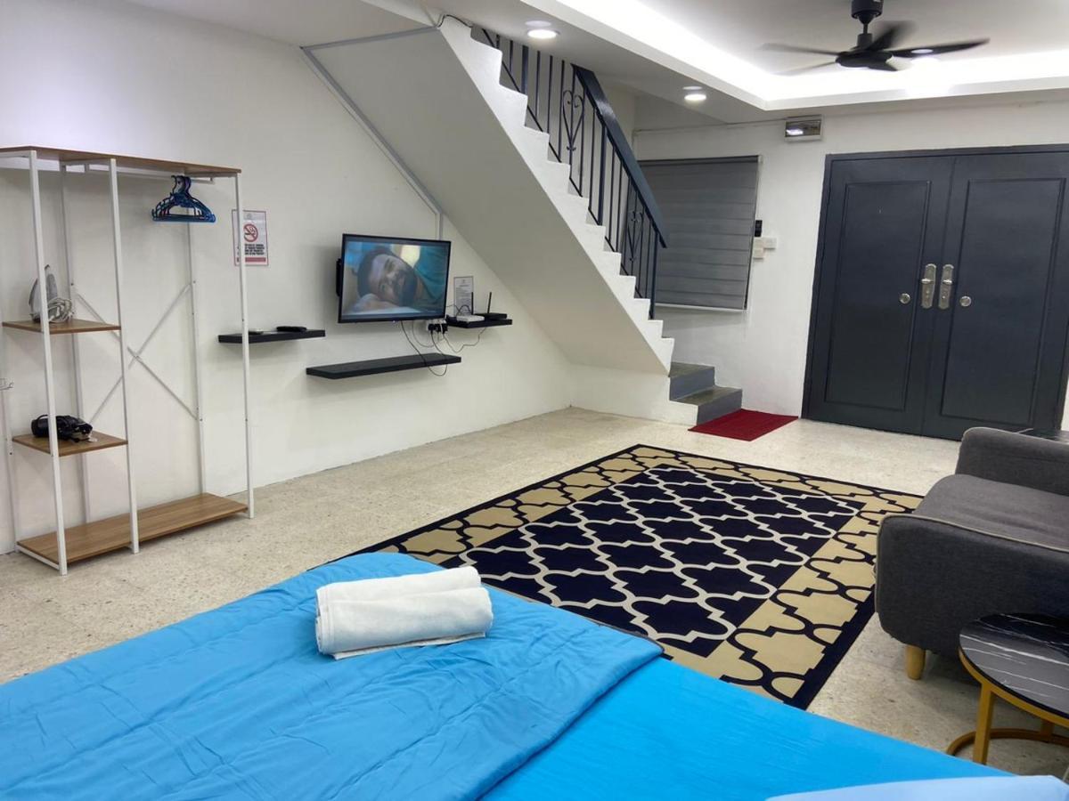Hs Homestay Cenderawasih Kuantan Town Exterior foto